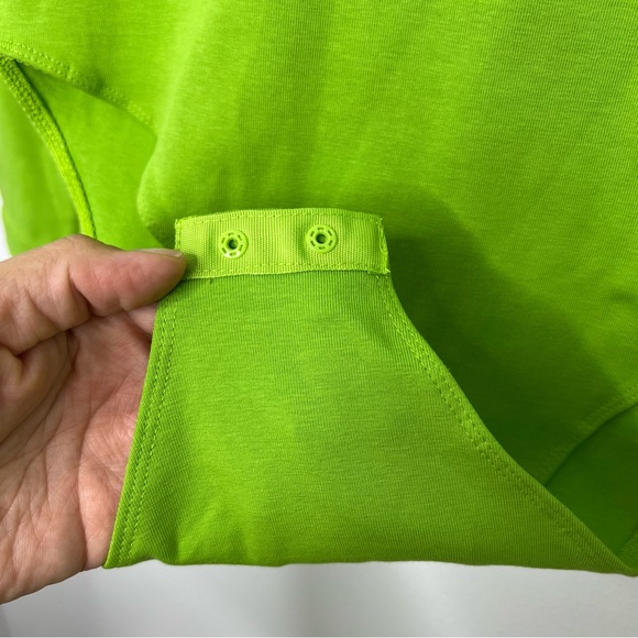 Zara V Neck Bodysuit - Picture 6 of 7